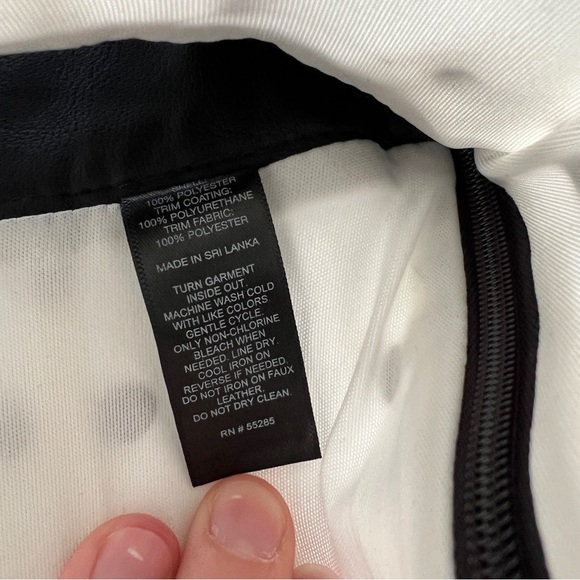 Express silky polka dot midi skirt size 00 - Picture 7 of 7